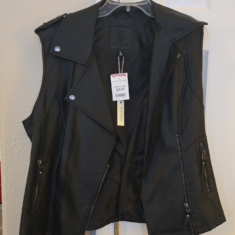 Max Studio Sleek Black Vest
